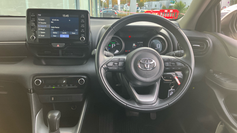 Toyota Yaris 1.5 Hybrid Design 5dr CVT Hybrid Hatchback